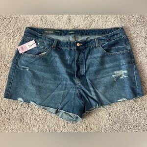 NWT Plus Size Women’s high-rise denim shorts 22W - Dark Wash -great for summer!